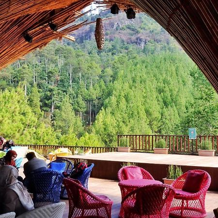 The Lodge Maribaya Cikareumbi Esterno foto