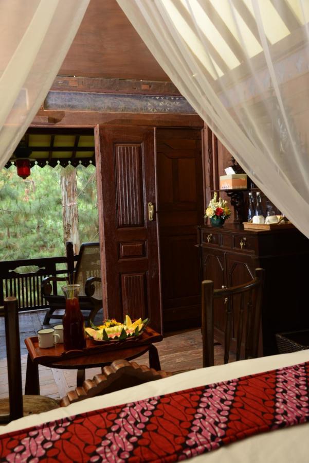 The Lodge Maribaya Cikareumbi Esterno foto