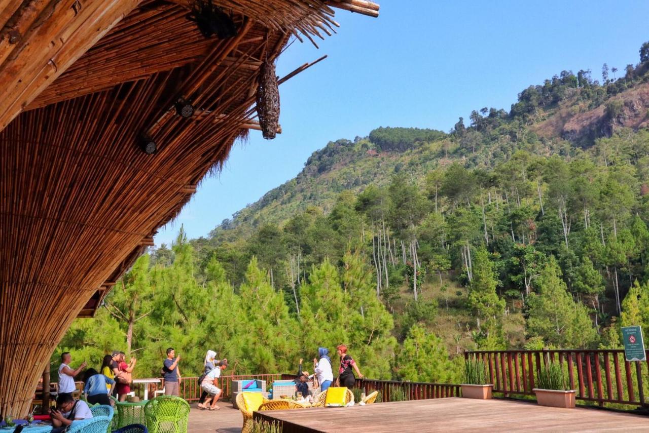 The Lodge Maribaya Cikareumbi Esterno foto