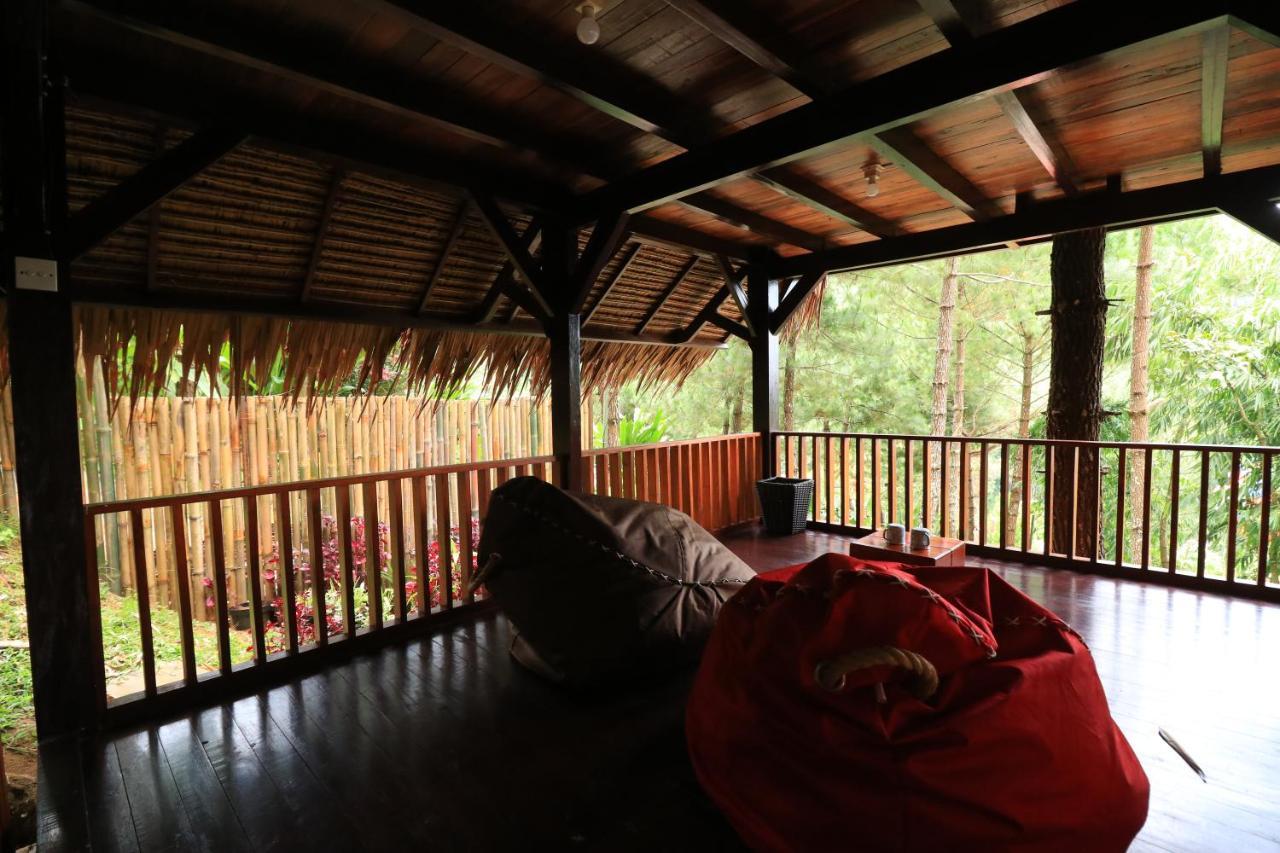 The Lodge Maribaya Cikareumbi Esterno foto