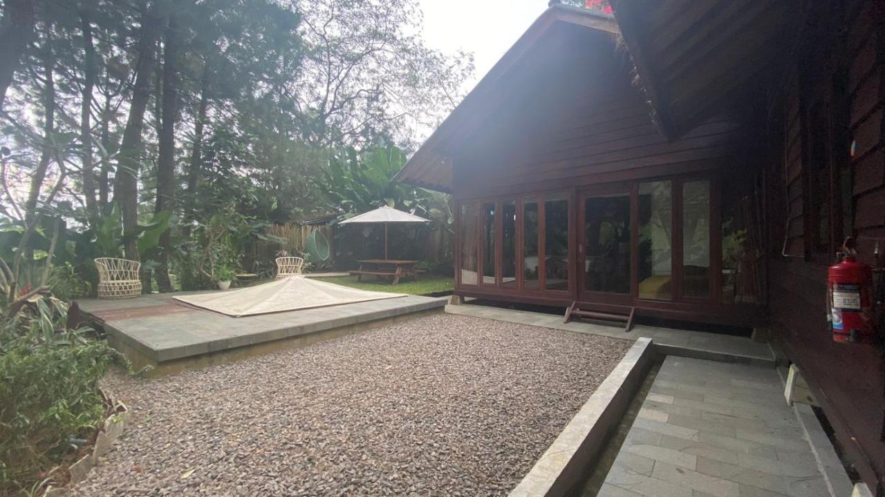 The Lodge Maribaya Cikareumbi Esterno foto